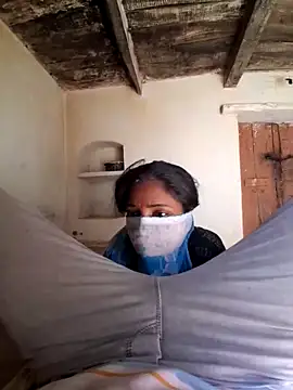 RAYI Queen 3 online show from 03.05.26