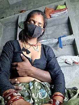 RAYI Queen 3 online show from 03.31.26