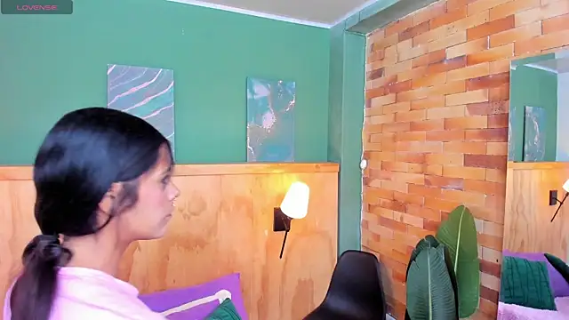 milavega  online show from 01.12.26