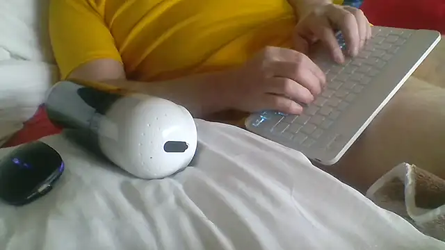 Snapshot of hnhgay chatting on 06.14.26 hnhgay online show from 06.14.26