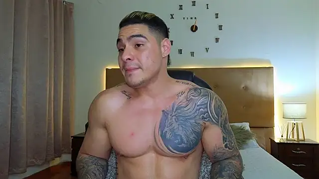 Snapshot of Steven_Velez chatting on 11.01.25 Steven Velez online show from 11.01.25