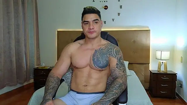 Snapshot of Steven_Velez chatting on 11.30.25 Steven Velez online show from 11.30.25