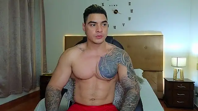 Snapshot of Steven_Velez chatting on 12.03.25 Steven Velez online show from 12.03.25