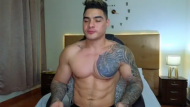 Snapshot of Steven_Velez chatting on 12.15.25 Steven Velez online show from 12.15.25