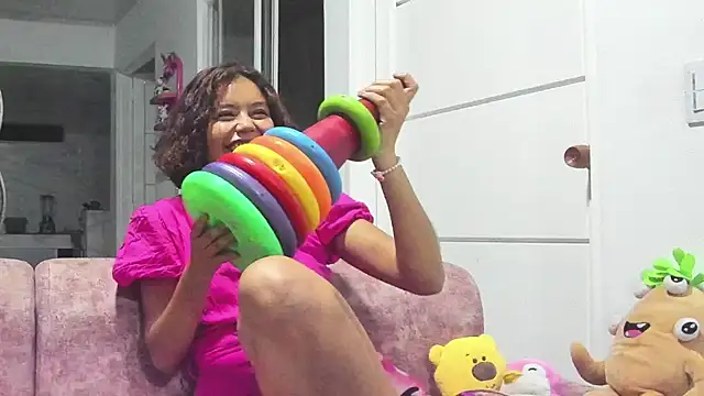 Snapshot of TamaraMera chatting on 05.05.26 TamaraMera online show from 05.05.26
