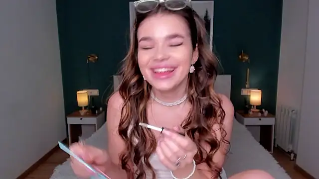 HollisHearl online show from 03.06.26