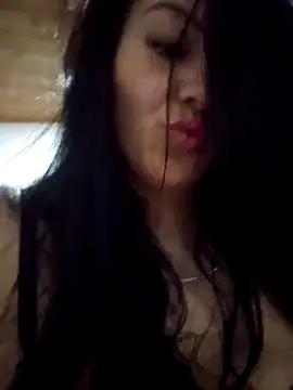 Snapshot of karla_valk1 chatting on 04.24.26 karla valk1 online show from 04.24.26