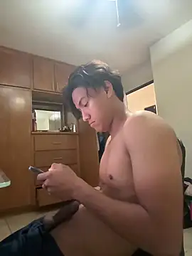 EmilianoPerex online show from 04.26.26