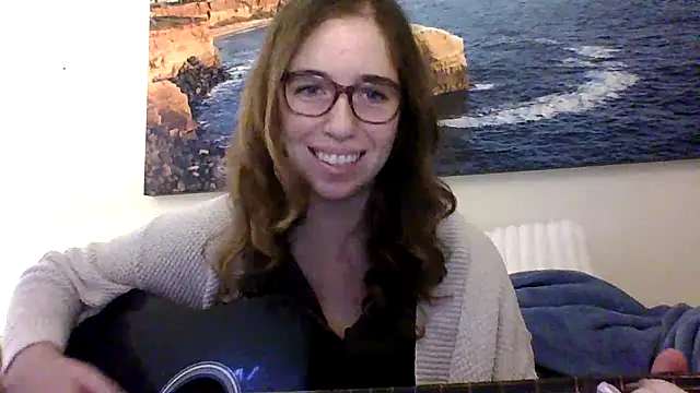 Snapshot of sweetsocalgirl chatting on 11.21.25 sweetsocalgirl online show from 11.21.25