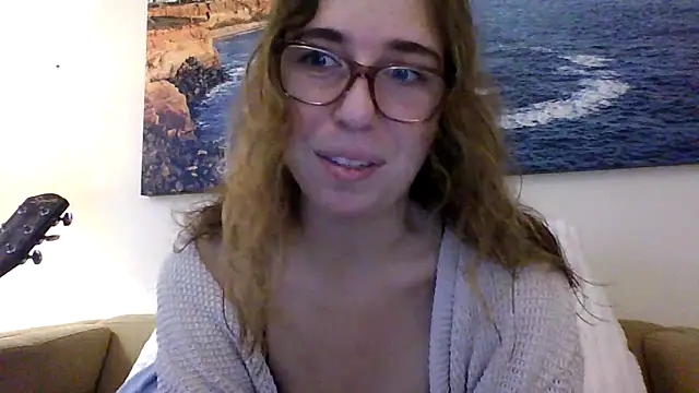 Snapshot of sweetsocalgirl chatting on 11.22.25 sweetsocalgirl online show from 11.22.25
