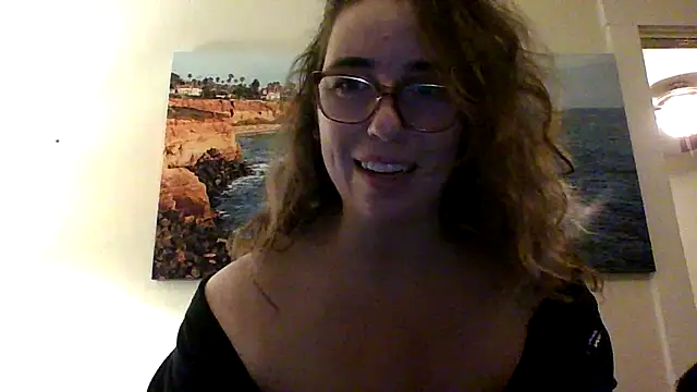 Snapshot of sweetsocalgirl chatting on 02.18.26 sweetsocalgirl online show from 02.18.26