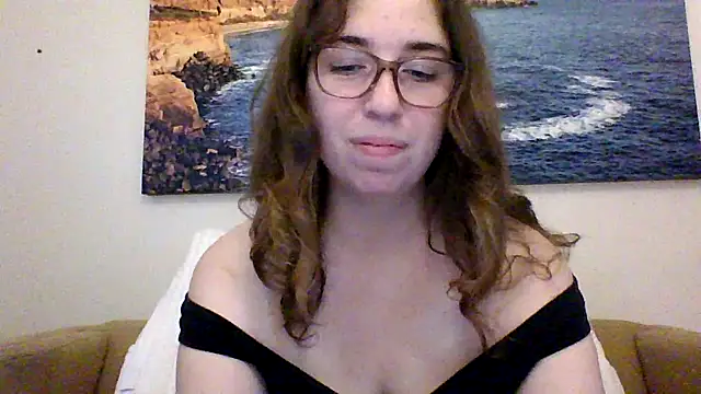 Snapshot of sweetsocalgirl chatting on 02.27.26 sweetsocalgirl online show from 02.27.26