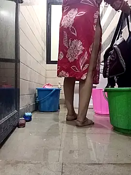 Snapshot of kajal_01raj chatting on 11.17.25 kajal 01raj online show from 11.17.25