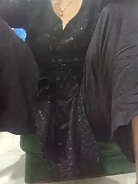 Snapshot of kajal_01raj chatting on 11.27.25 kajal 01raj online show from 11.27.25