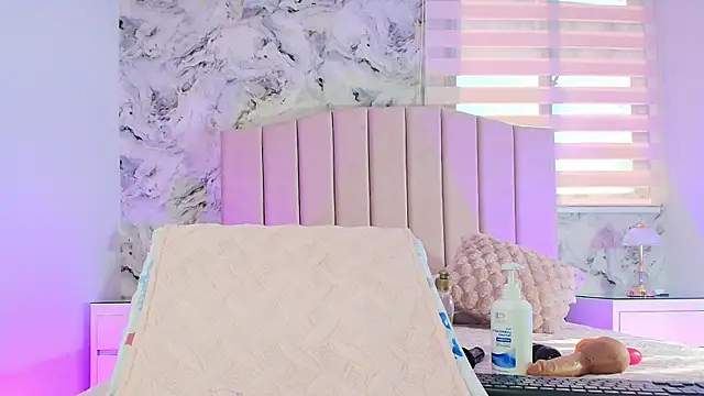 cataleya ebony  online show from 11.11.25