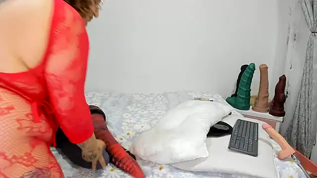 charlloteevans X online show from 04.18.26