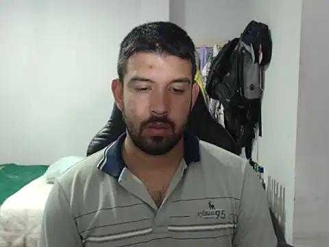 Axel11113 online show from 11.19.25