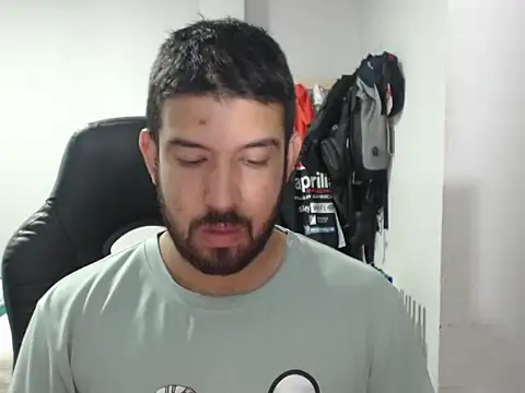 Axel11113 online show from 12.05.25