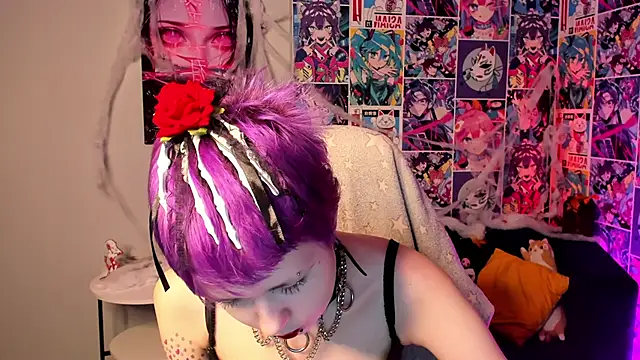 CarolineRichter online show from 10.26.25