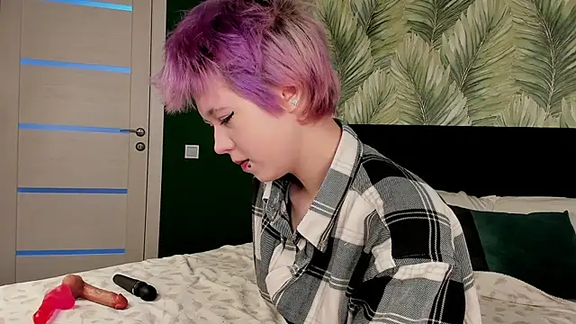 CarolineRichter online show from 11.13.25