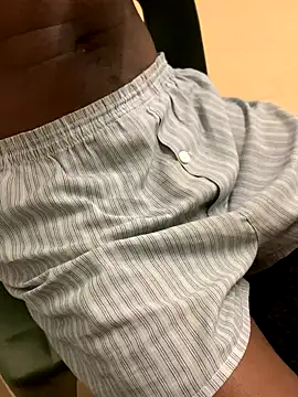 Callmebabyfa53 online show from 10.25.25