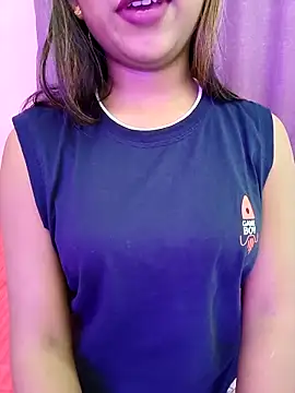 Snapshot of Puja-baby chatting on 10.12.25 Puja-baby online show from 10.12.25