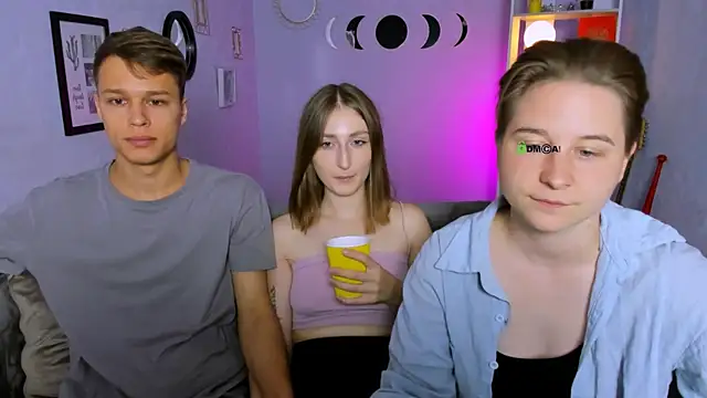 eva smiith  online show from 09.10.25