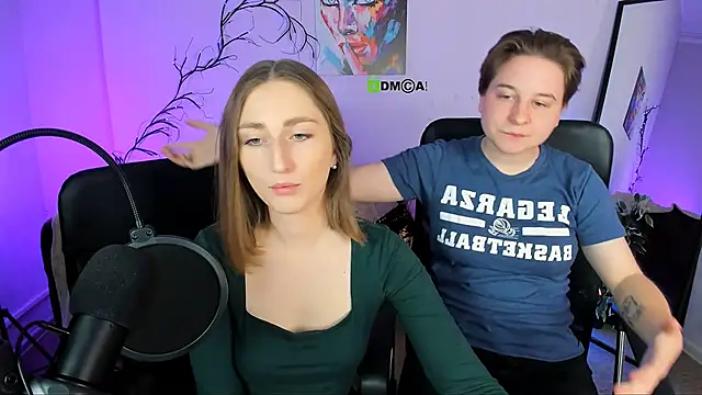 eva smiith  online show from 10.15.25