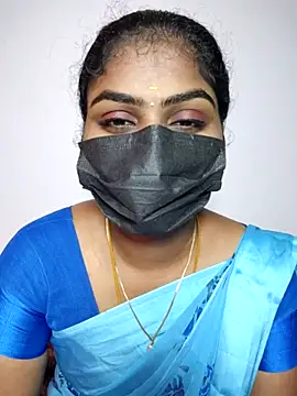 Snapshot of Tamil_Princess12 chatting on 09.19.25 Tamil Princess12 online show from 09.19.25