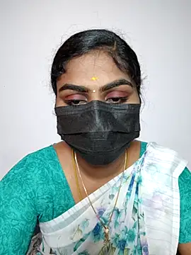 Snapshot of Tamil_Princess12 chatting on 09.30.25 Tamil Princess12 online show from 09.30.25