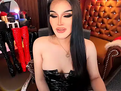 Snapshot of devongarcia chatting on 09.23.25 devongarcia online show from 09.23.25