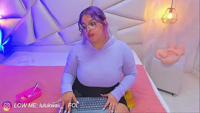 lulukawai16 online show from 09.30.25