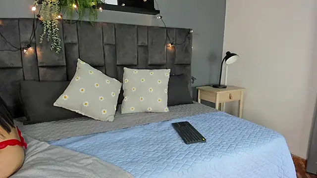 RiriiBrunette   online show from 09.26.25