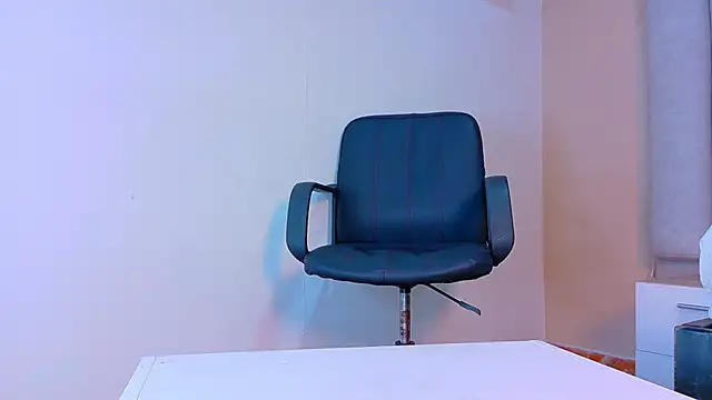 RiriiBrunette   online show from 01.16.26