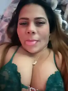 Snapshot of camila_rogue chatting on 09.14.25 camila rogue online show from 09.14.25