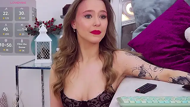 EvaMenders online show from 12.14.25