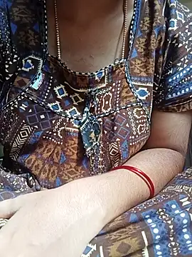 Snapshot of NISHU-TELUGU chatting on 10.31.25 NISHU-TELUGU online show from 10.31.25