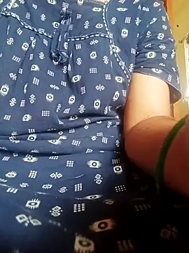 Snapshot of NISHU-TELUGU chatting on 11.30.25 NISHU-TELUGU online show from 11.30.25