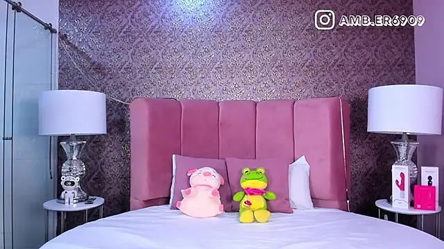 amber sparkle online show from 03.27.26