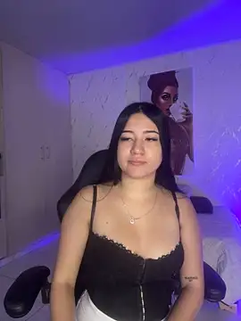 chloekitty69 online show from 10.24.25