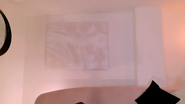 Snapshot of AgathaKondo_ chatting on 11.01.25 AgathaKondo online show from 11.01.25