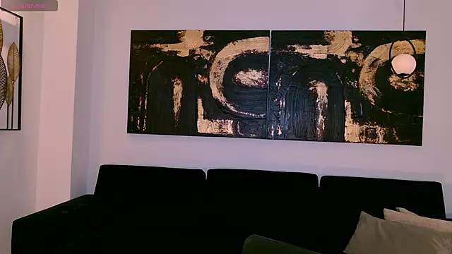 Snapshot of AgathaKondo_ chatting on 11.22.25 AgathaKondo online show from 11.22.25