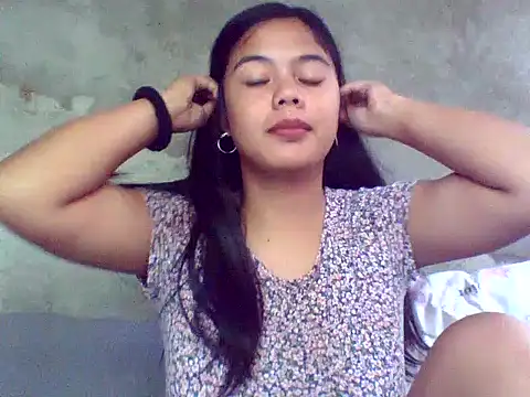 sweet heaven00 online show from 10.23.25