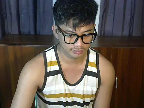 Snapshot of julz_always_horny chatting on 01.14.26 julz always horny online show from 01.14.26