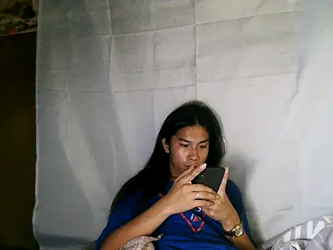 Asian PrettyAle online show from 12.22.25