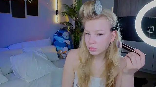 Snapshot of emilyshepar_d chatting on 05.07.26 emilyshepar d online show from 05.07.26