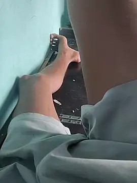 Snapshot of RAYI_Queen_4 chatting on 07.21.26 RAYI Queen 4 online show from 07.21.26