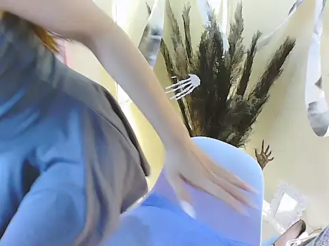 RoseLoverrr online show from 11.05.25