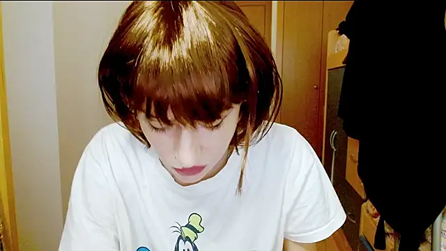 SatinQueen90 online show from 11.26.25