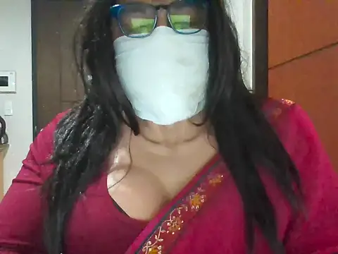Snapshot of Horny_cherry chatting on 06.28.26 Horny cherry online show from 06.28.26